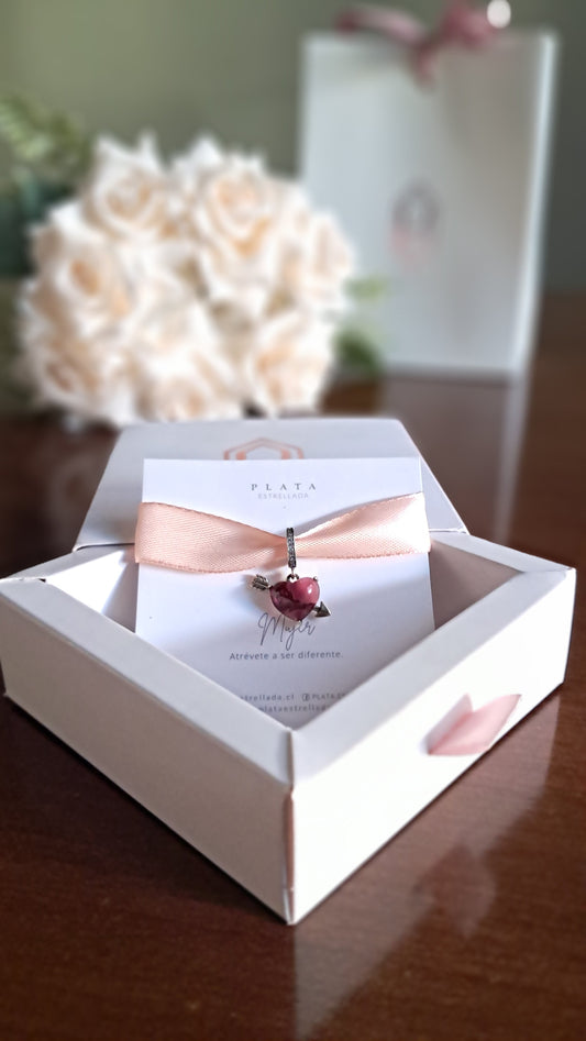 Regalos originales con charms personalizados para mujeres : ideas para sorprender