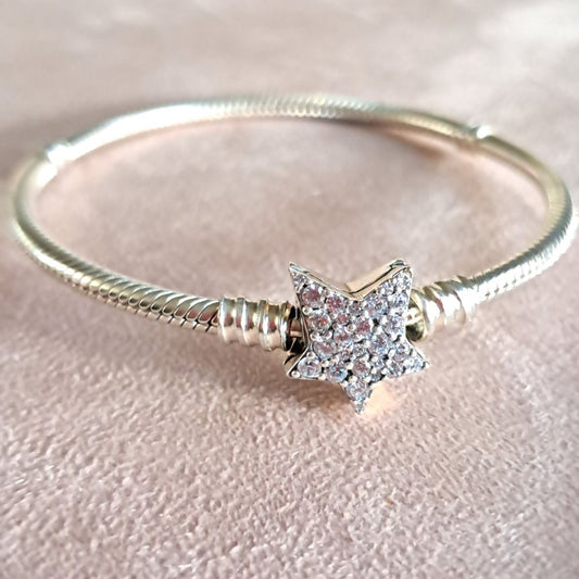 Pulsera con Cierre de Estrellas