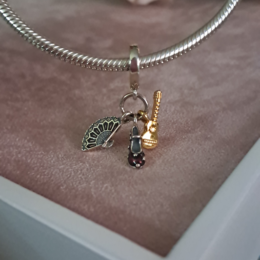 Charm Taco, Guitarra y Abanico – Cultura y Estilo